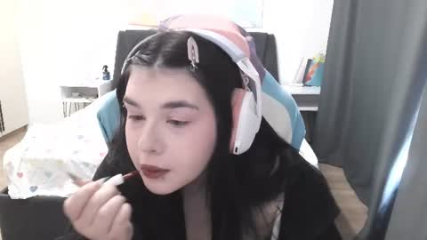 MIa online show from 06-13-26, 09:29