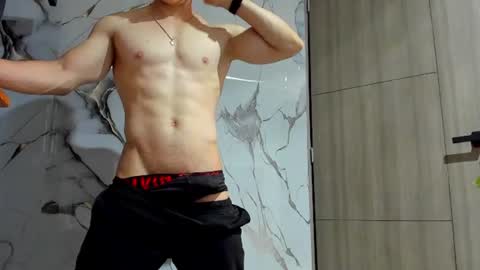 Snapshot of juliansexxx16 chatting on 07-04-26, 12:55 Julian online show from 07-04-26, 12:55