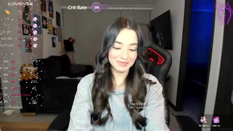 Snapshot of julidavila chatting on 03-07-25, 01:20 Jeimy Help me to reach 100 thumbs up online show from 03-07-25, 01:20