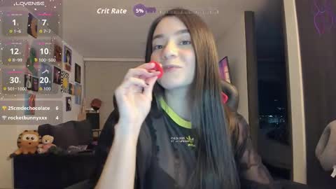 Snapshot of julidavila chatting on 10-25-25, 02:52 Jeimy Help me to reach 100 thumbs up online show from 10-25-25, 02:52