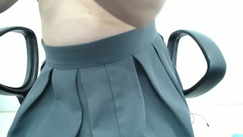 julie9x online show from 12-15-25, 07:56