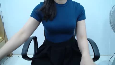 julie9x online show from 05-25-26, 06:47