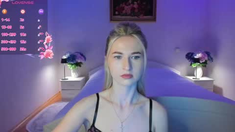 Snapshot of julieblazex chatting on 05-29-26, 08:18 julieblazex online show from 05-29-26, 08:18