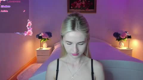 Snapshot of julieblazex chatting on 06-15-26, 08:55 julieblazex online show from 06-15-26, 08:55