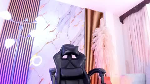 Julien online show from 09-25-25, 01:48