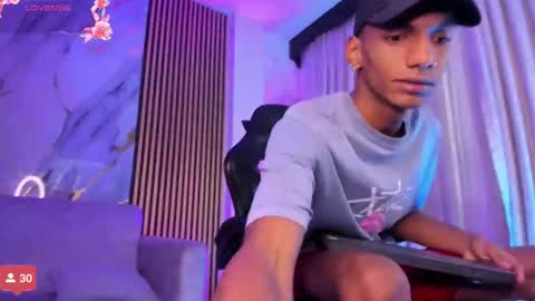 Julien online show from 11-03-25, 11:22