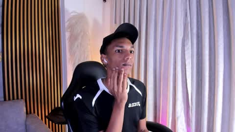 Julien online show from 03-22-26, 11:13