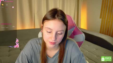 julieqt online show from 12-05-25, 05:31