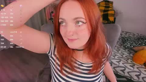 Snapshot of juliet_schoolgirl chatting on 09-22-25, 07:27 Juliet online show from 09-22-25, 07:27