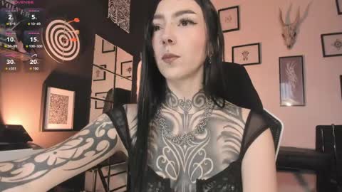 juliet_sourire online show from 04-23-26, 01:35