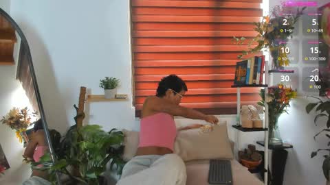 Juli online show from 11-29-25, 05:38