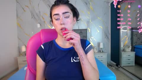 Julieta online show from 02-18-25, 06:59