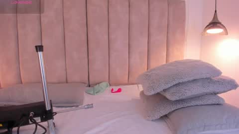 Julieta online show from 09-16-25, 04:35