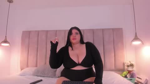 Julieta online show from 10-13-25, 03:39