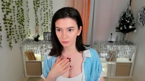 Snapshot of julietaromaniss chatting on 12-18-25, 09:10 Julieta or Jully online show from 12-18-25, 09:10