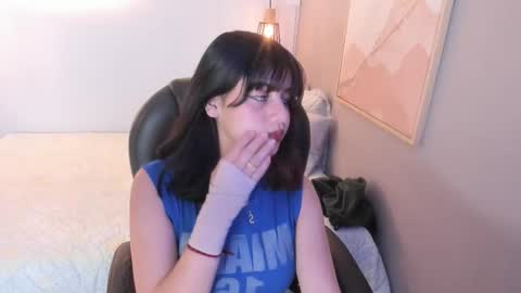 Julieth  online show from 10-13-25, 07:36