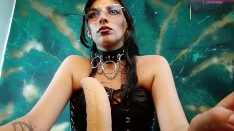 Snapshot of julieth_sex1 chatting on 09-08-25, 09:03 online show from 09-08-25, 09:03