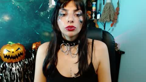 Snapshot of julieth_sex1 chatting on 10-04-25, 02:42 online show from 10-04-25, 02:42