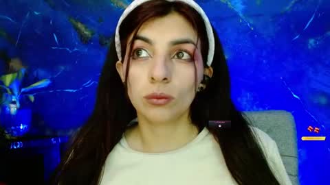 Snapshot of julieth_sex1 chatting on 06-14-26, 06:59 online show from 06-14-26, 06:59