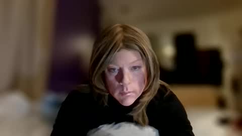 Julie TS online show from 01-13-26, 04:29