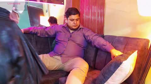 Snapshot of julietta_max chatting on 11-21-25, 01:43 julietta max online show from 11-21-25, 01:43