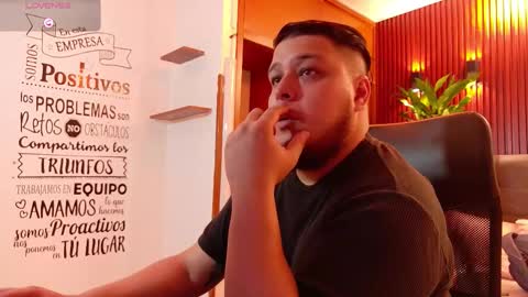 Snapshot of julietta_max chatting on 12-16-25, 11:59 julietta max online show from 12-16-25, 11:59