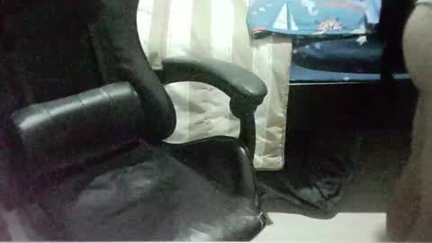 Snapshot of juligurlygirly chatting on 10-07-25, 03:42 juligurlygirly online show from 10-07-25, 03:42