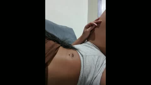 Snapshot of julinhaaq chatting on 09-19-25, 05:53 julinhaaq online show from 09-19-25, 05:53