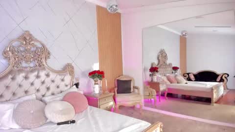 Julissa online show from 02-25-26, 10:19