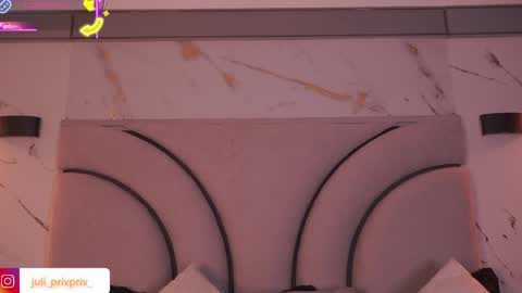 jullianapriv_ online show from 04-01-26, 02:36