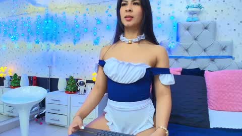 Julieta Reyes   online show from 12-28-24, 11:52