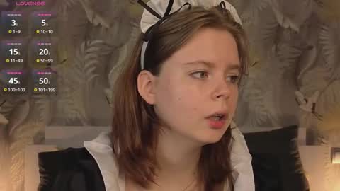 Julie online show from 10-07-25, 04:59