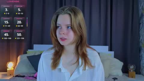 Julie online show from 11-02-25, 04:31