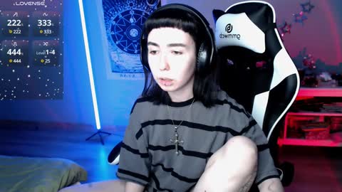 Baroness Von Cringe online show from 01-05-25, 07:39