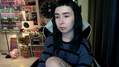 Baroness Von Cringe online show from 10-22-25, 06:29