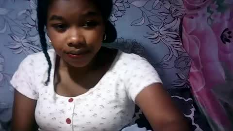 Snapshot of juna487701 chatting on 07-05-26, 02:02 Maryah online show from 07-05-26, 02:02