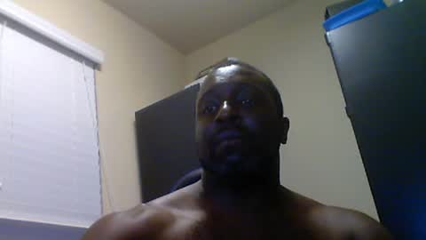 Snapshot of junbug8812 chatting on 07-18-26, 01:32 junbug8812 online show from 07-18-26, 01:32