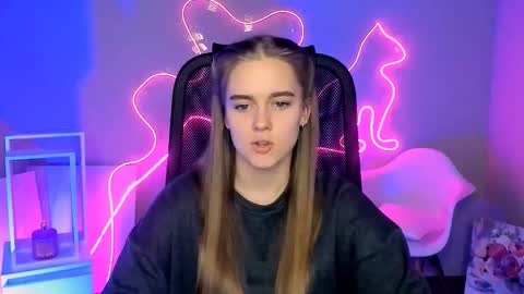 junewoods online show from 02-16-26, 02:02