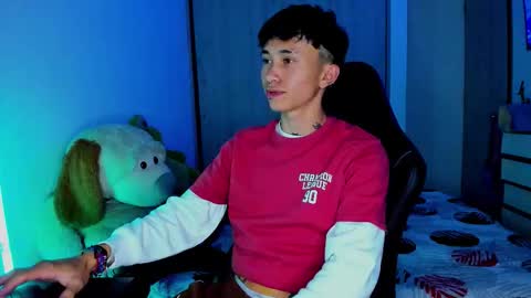 Junior online show from 01-16-26, 03:32