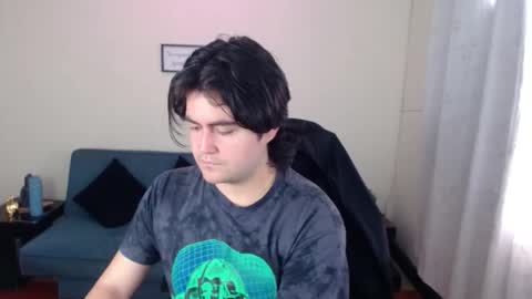 juniior_333 online show from 12-01-25, 01:38