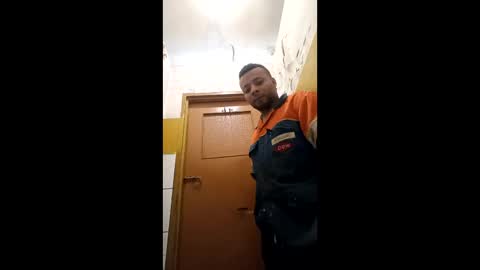 junior1033760 online show from 04-01-26, 08:48