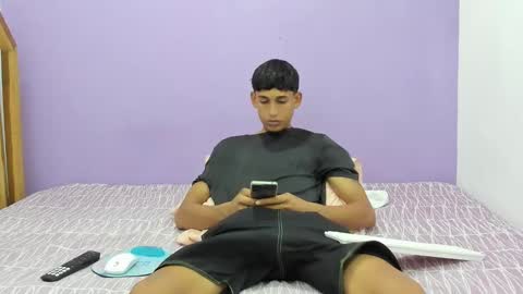 junior_bigcock3 online show from 01-22-25, 07:03