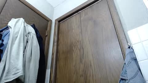 Snapshot of junk_yard_dog chatting on 01-23-25, 01:56 Dave online show from 01-23-25, 01:56