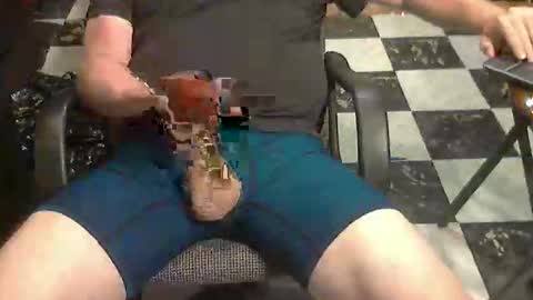 Snapshot of junkerdc1 chatting on 10-23-25, 02:00 junkerdc1 online show from 10-23-25, 02:00