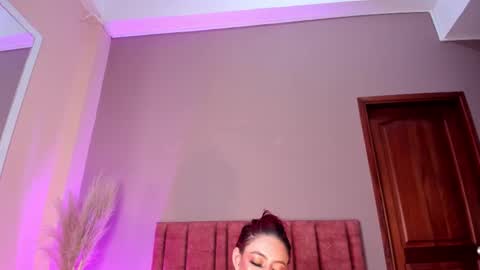 Jupiter Fox online show from 11-14-25, 01:26