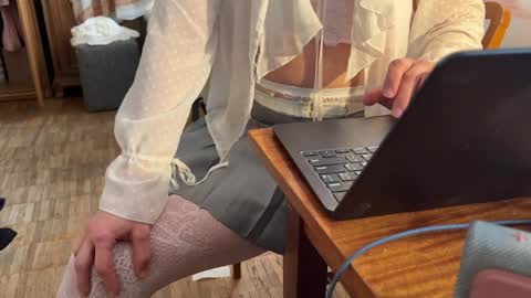 juralen online show from 04-12-26, 12:43