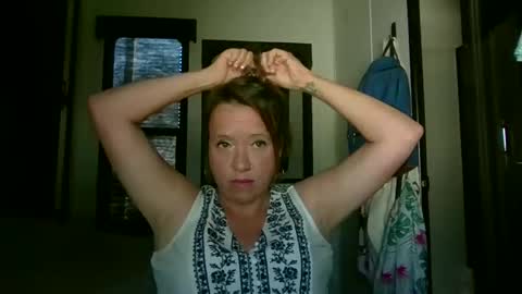 Snapshot of jussnobodybutme chatting on 04-01-26, 01:34 CamperGirl online show from 04-01-26, 01:34