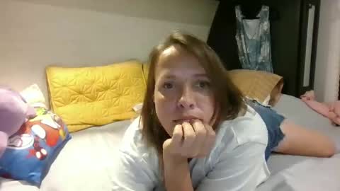 Snapshot of jussnobodybutme chatting on 04-12-26, 11:54 CamperGirl online show from 04-12-26, 11:54
