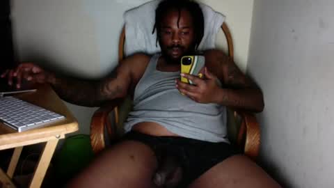 Snapshot of just2real chatting on 12-29-24, 11:50 Real online show from 12-29-24, 11:50