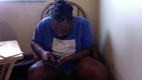 Snapshot of just2real chatting on 02-22-25, 08:20 Real online show from 02-22-25, 08:20